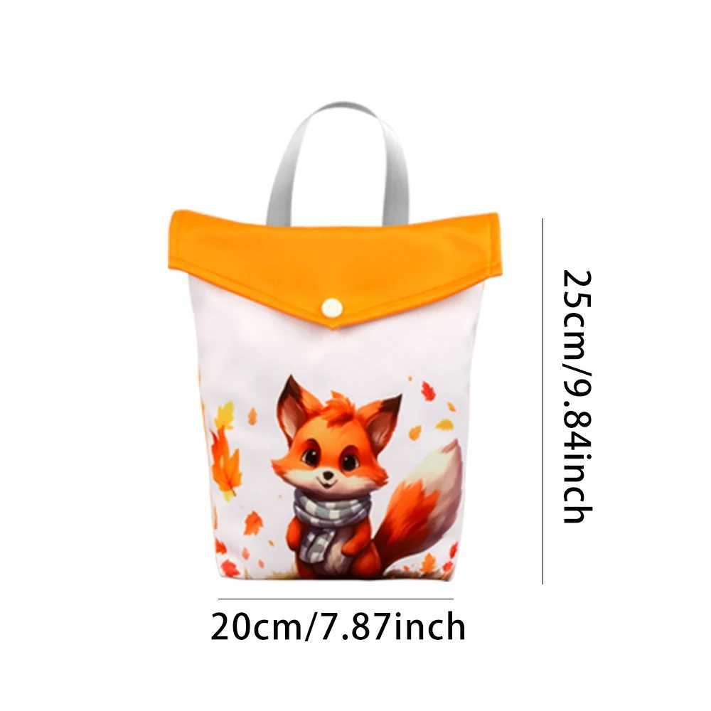 AI2 Multi functional Baby Urine Bag Cute Cartoon Animal 20 * 25cm and 25 * 30cm Mom Portable Storage Bag New Design Wet Bag W240812