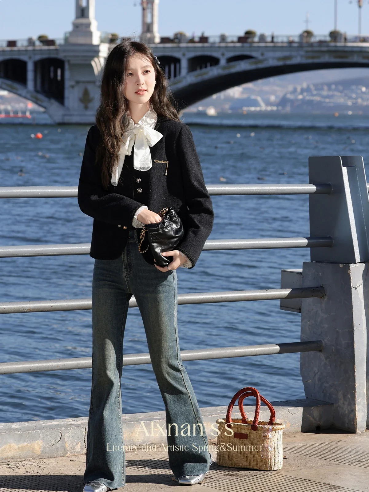 ALXNAN Black Round Neck Tweed Jacket Autumn Winter Fashion Elegant Loose Single Breasted Long Sleeve Coat Women L33317 240812