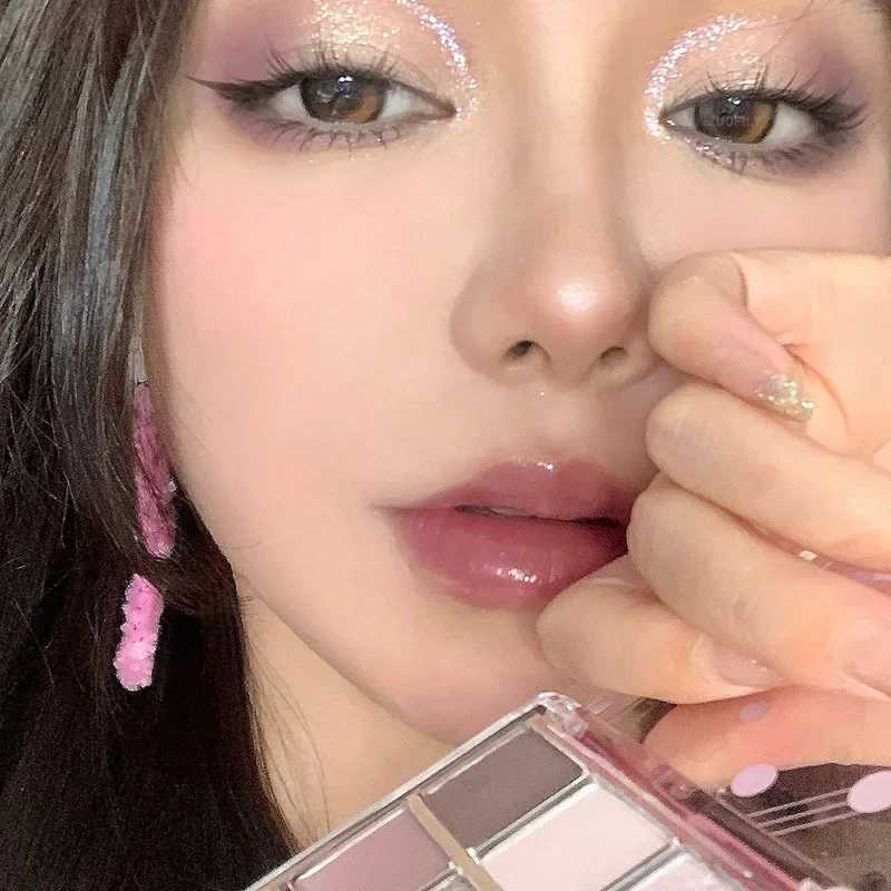 7-color eye shadow palette gray powder black smoke eye shadow B Highlighter Korean glitter eye shadow cosmeticsW241212