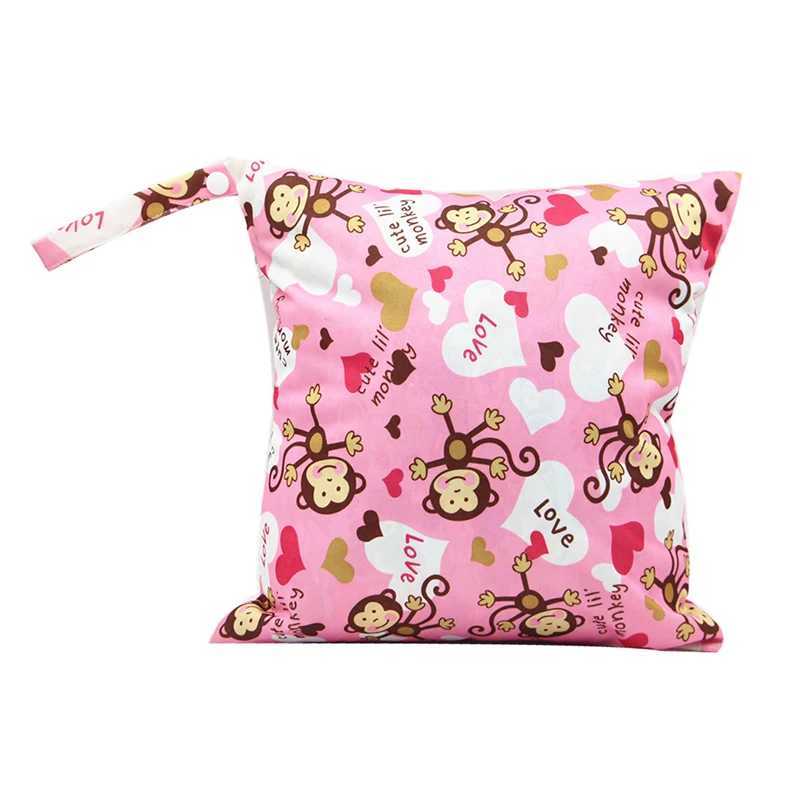 Baby Diaper Storage Bag 30X28cm Waterproof Single Zipper Storage Bag Cartoon Pattern Baby Touring Car Stroke Handbag W240812