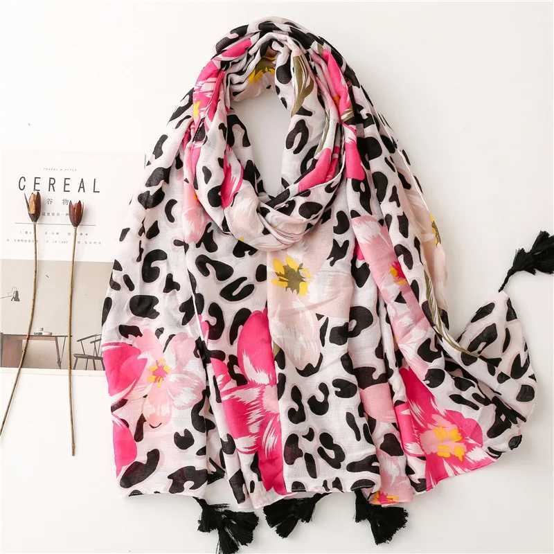 2023 Luxury Brand Ink Painting Flower tassel Adhesive Shawl Scarf Womens High Quality Pashmina Headscarf and Wrap Foulard Muslim Sjaal W240810