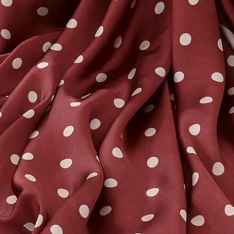 New Fashion Silk Dot Square Scarf 90 * 90cm Womens Neck Hair Tie Strap Bag Knitted Soft Collar Headscarf W240810