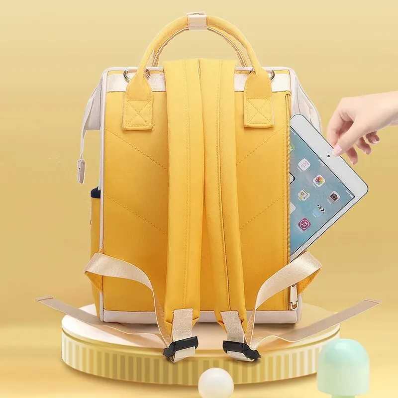 Large capacity mother and baby bag lightweight and multifunctional mother bag portable waterproof handbag womens backpack W240812