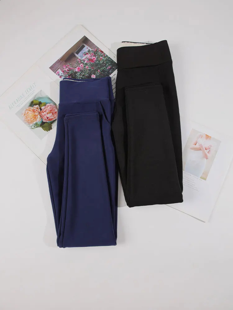 SVOKOR Lamb Velvet Leggings with Pockets for Women Winter Warm Tight Elastic High Waist Thicken Soft Pant Solid Thermal Legging 240812