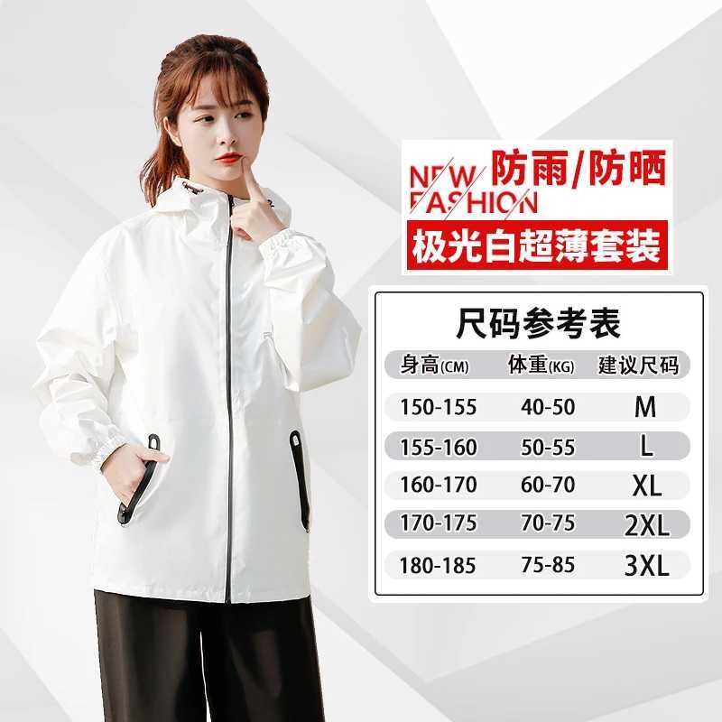 Summer Thin Raincoat Motorcycle Women Man Rain Coat Pant Suit Cycling Waterproof Rain Wear Travel Hiking Poncho Hooded Raincoats Y240810