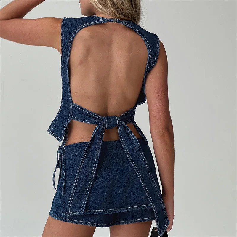Lamuusaa Denim Tops for Women y2k Clothes Solid Color Round Neck Sleeveless Backless Jeans Vest Fashion Waistcoat Streetwear 240812