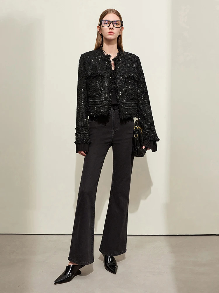 AMII Minimalism Chambray Womens Tweed Short Jackets Spring Tassel Spliced Pleated Cuffs Straight Retro Coats 12411008 240812