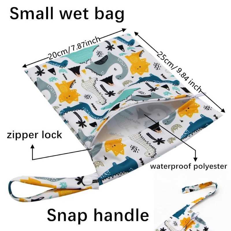 20 * 25cm baby diaper bag cartoon printed wet diaper zipper handbag handcart travel bag outdoor wet diaper storage bag W240812