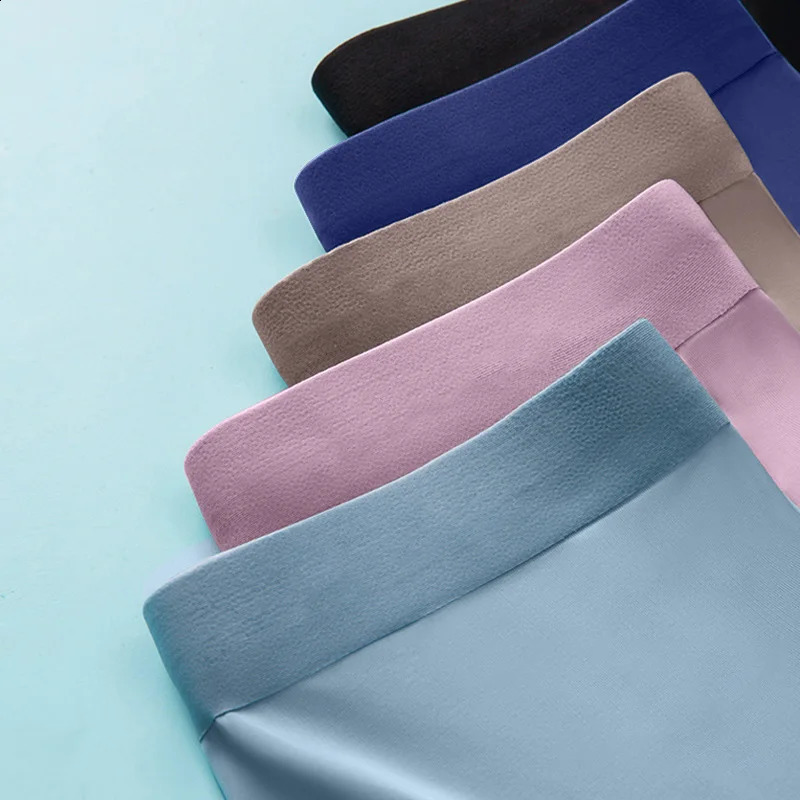 Men Panties Ice Silk Seamless Boxer Underwear Male Ultra-Thin Soft Breathable Bulge Underpants Sexy Mens Briefs Solid Color 240812