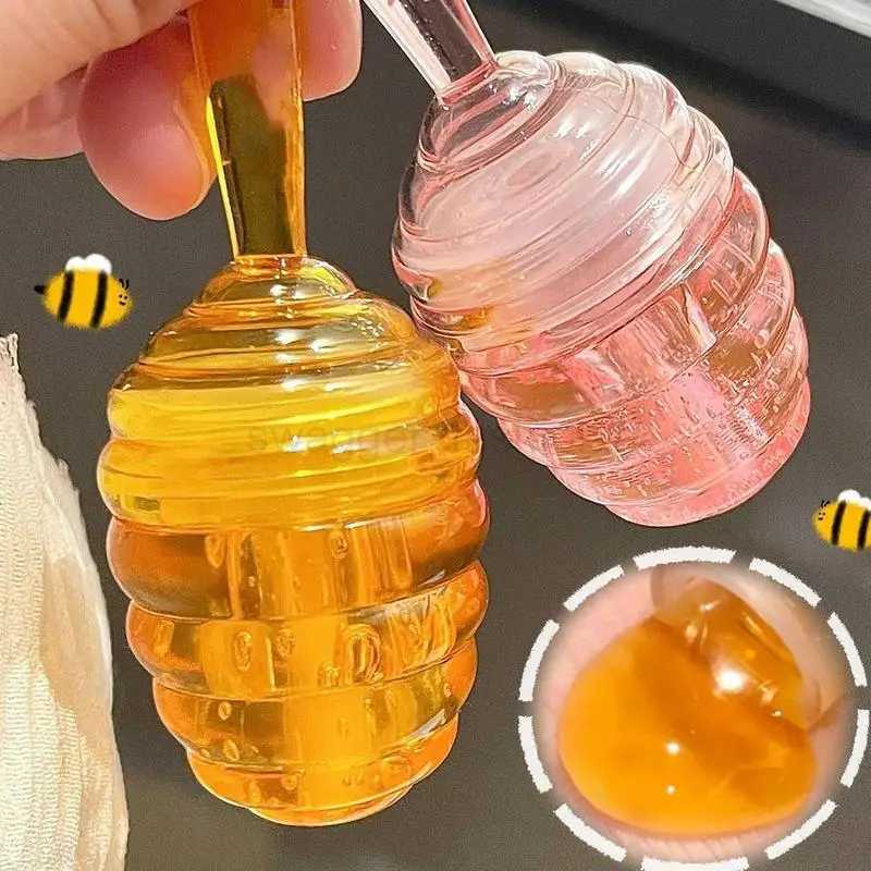 1pcs Honey Bee Oil Hydrating Lip Balm 20g Small Honey Lip Oil Moisturizing Honey Lip OilXJ240812