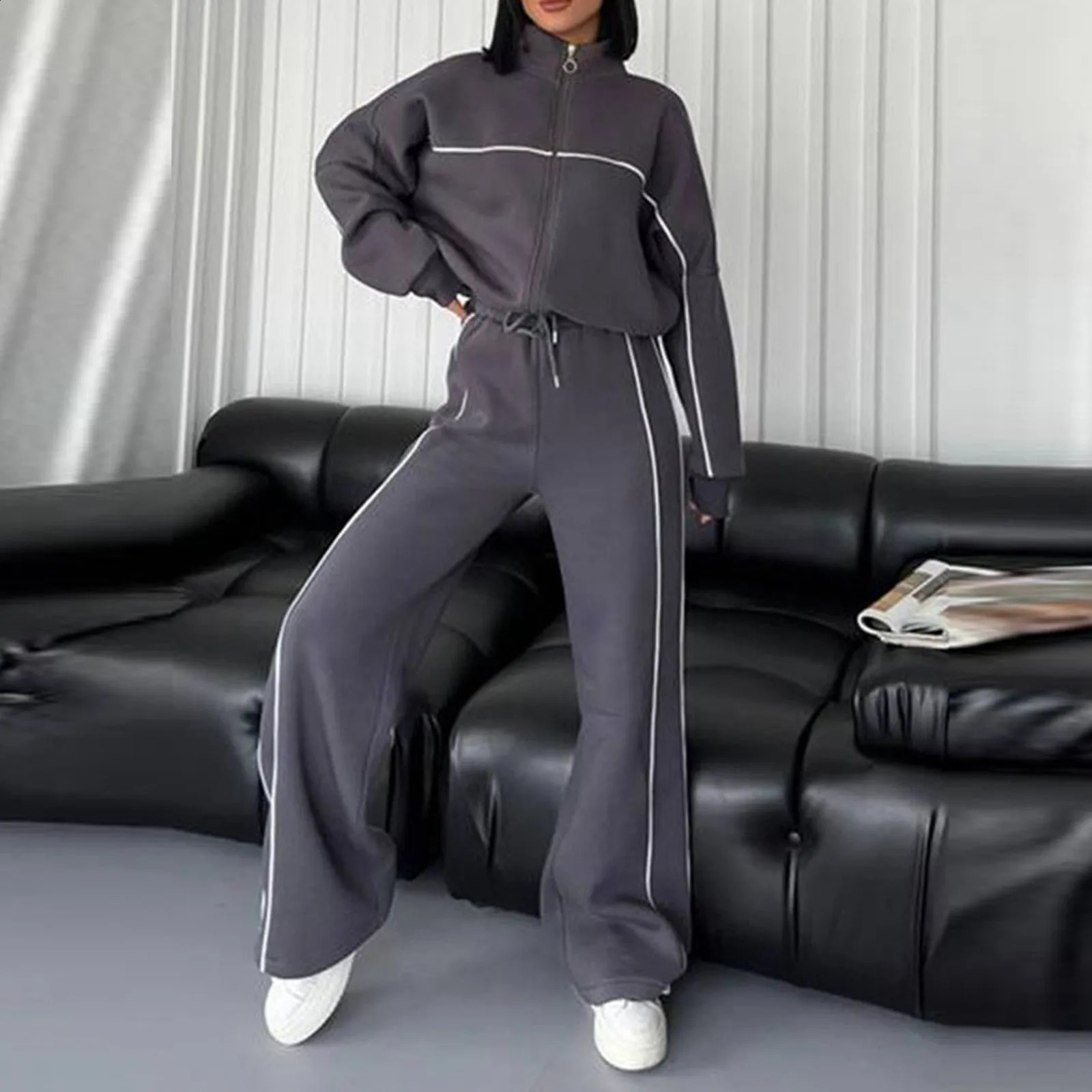 Womens Solid Color Sport Leisure Sweatshirt Casual Two Piece Suit For Autumn And Winter Dress plus Size Striped Skinny Outfit 240812
