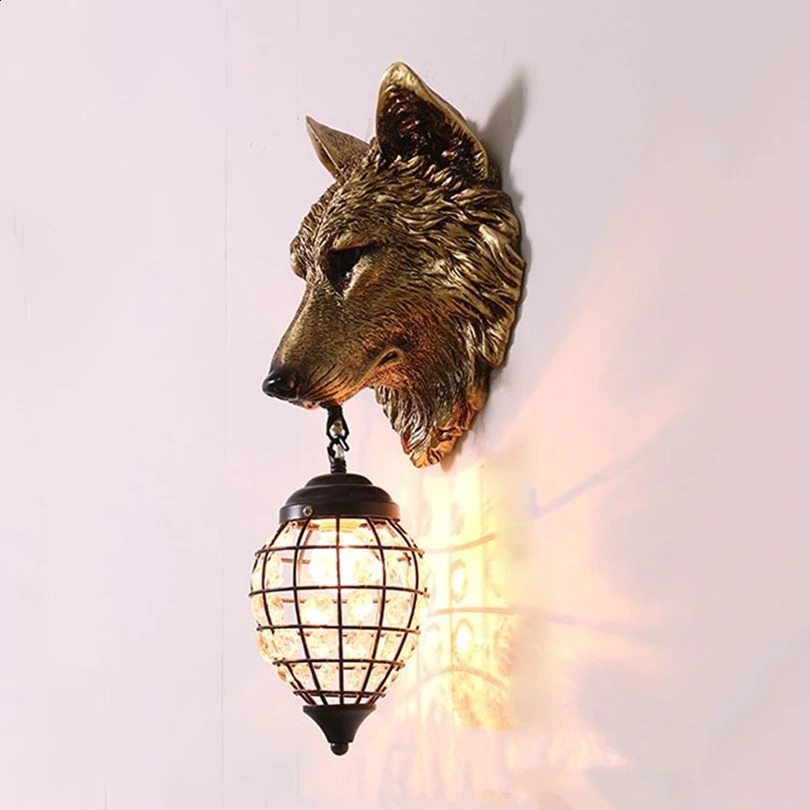 Resin Wolf wall lamp retro suitable for living rooms bedrooms attic industrial lights home decoration LED 240810