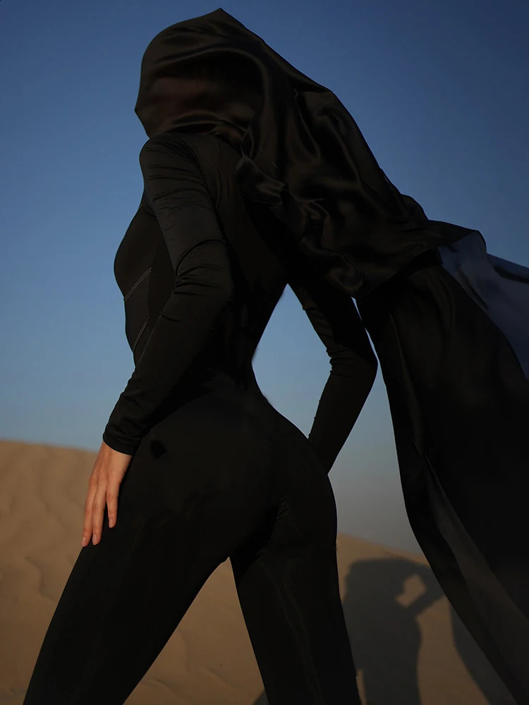 Mozision Striped Long Sleeve Skinny Jumpsuits For Women Rompers Autumn Zipper Deep V Neck Fitness Sporty Jumpsuit Fashion 240812