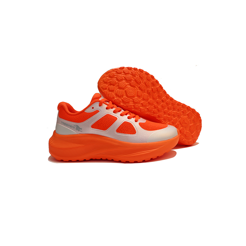TREEPERI Tornado Running Shoes Black White Gold Flame Men Mens Designer Shoes Ivory Volt Women Womens Rose Pink Outdoor Sports Athletic Trainers Sneak
