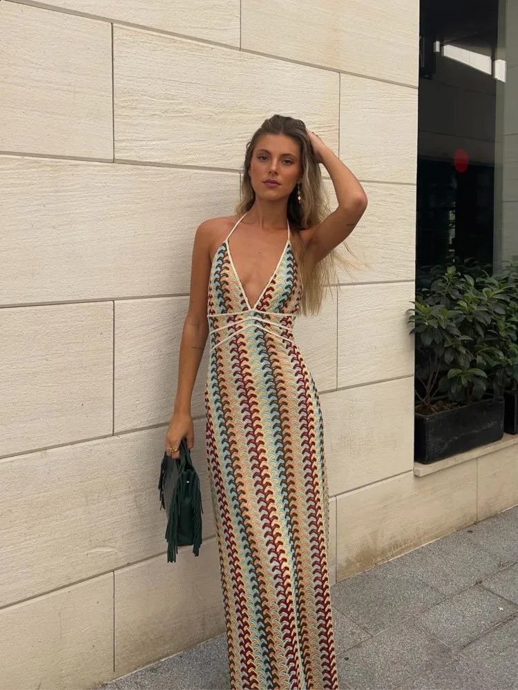 Sexy Deep V-neck Women Lace Up Halter Maxi Dress Fashion Sleeveless Backless High Waisted Dresses Lady Party Contrasting Robes 240812