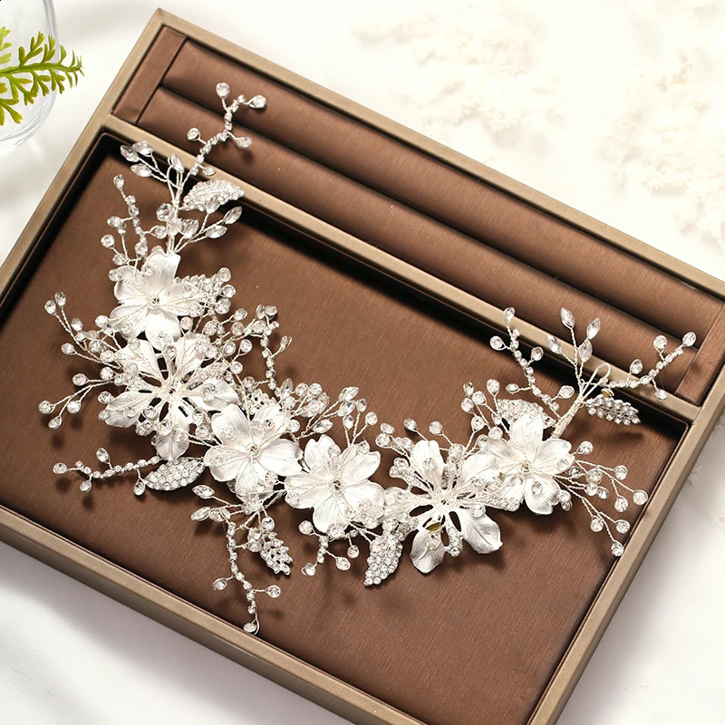 Wedding Headband Silver Color crystal Tiara Handmade Bride Headdress Flower Leaf Hair Jewelry Headband Bride Hair Accessories 240805