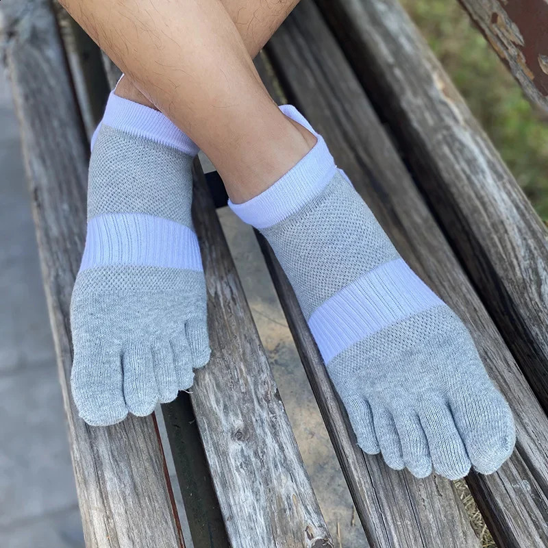 5 Pairs Large Size 5 Finger Socks Ankle Sport Cotton Mens Striped Mesh Breathable Shaping Anti Friction No Show Toes Socks 240812