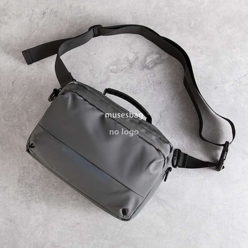 Japanese simple shoulder bag Men's casual cross-body bag Waterproof trend camera bag Business messenger bag Chest bag