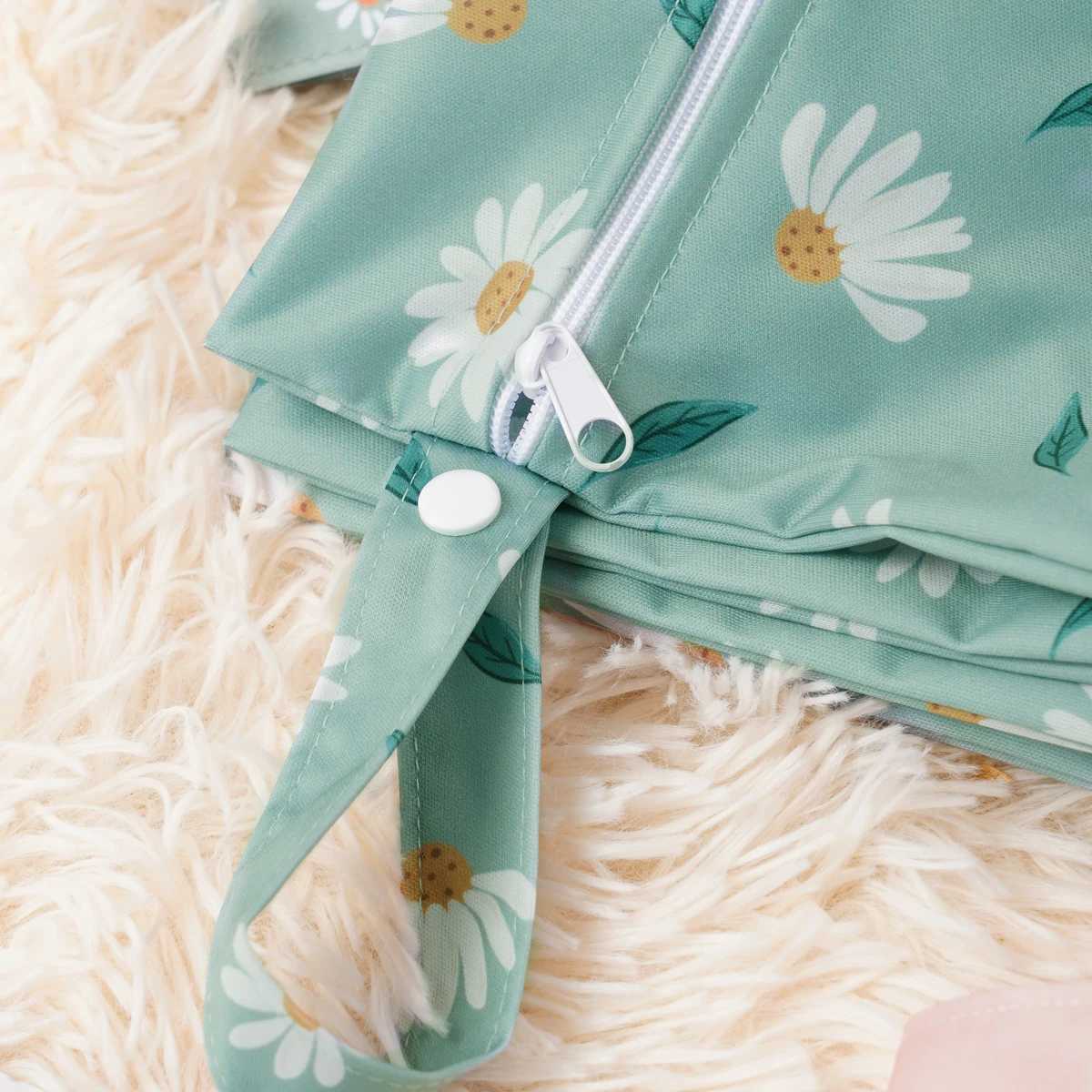 Elinfant 2-piece baby wet bag set with one zipper suitable for baby diapers pajamas waterproof reusable baby bags W240812