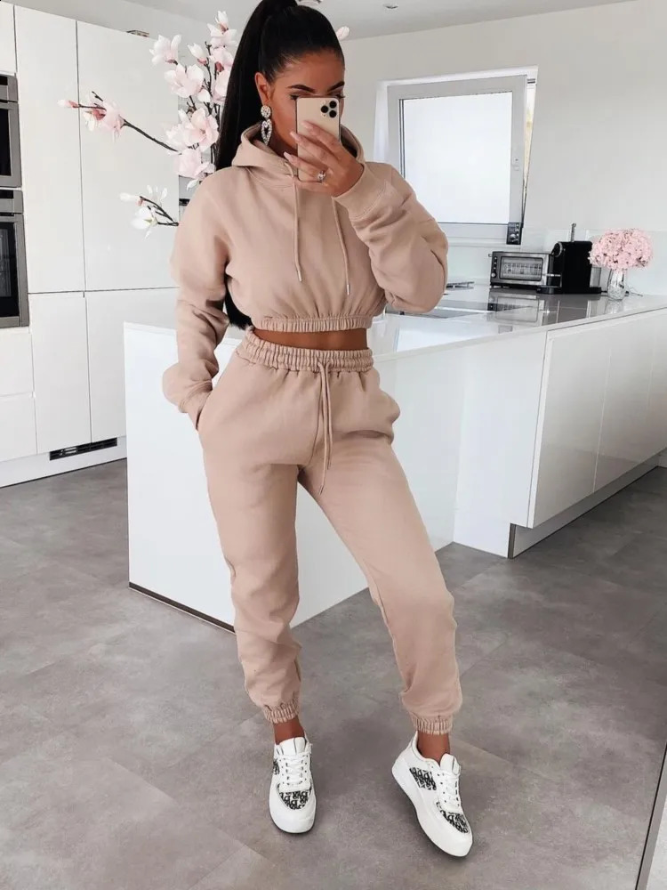Sporty Fitness Tracksuit Active Wear Workout Sweatshirt Top And Sweatpants Jogger Casual Sweat Suit Ensemble Women Two Piece Set 240812