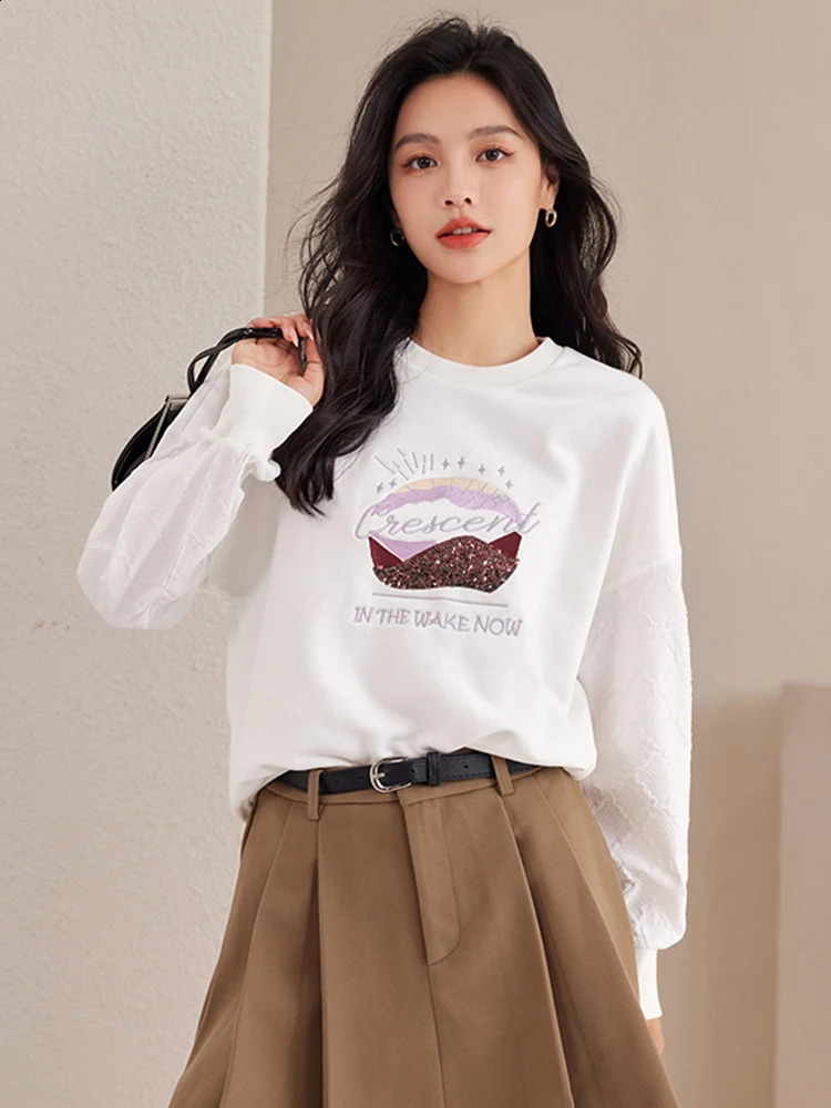 Autumn/Winter Fashion Long Sleeve Embroidered Tops Round Neck Sweatshirt Women Casual Versatile Pullover Hoodies 240812