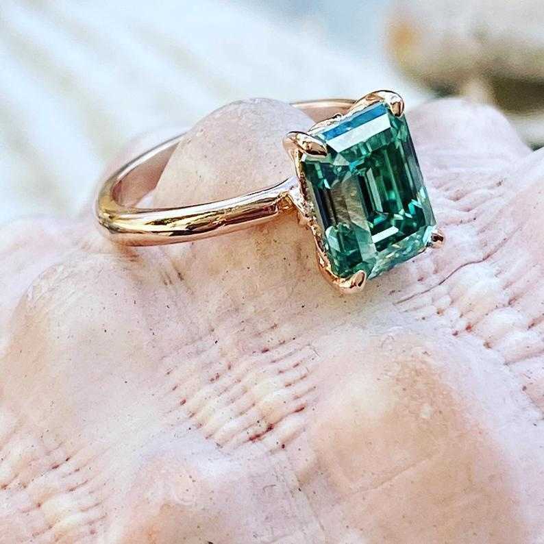 Elegant Jewelry 97mm 20ct Emerald Cut Green Moissanite Engagement Solitaire Ring