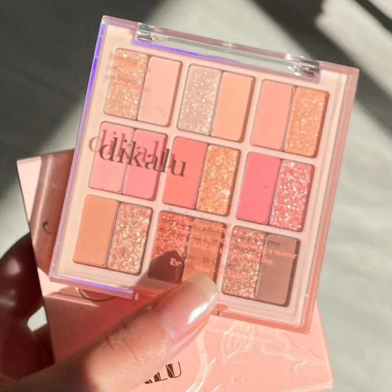 DIKALU 18 Color Eyeshadow Palette Strawberry Summer Matte Eyeshadow Plate Low-saturation Waterproof Long-lasting Portable MakeupCL240812