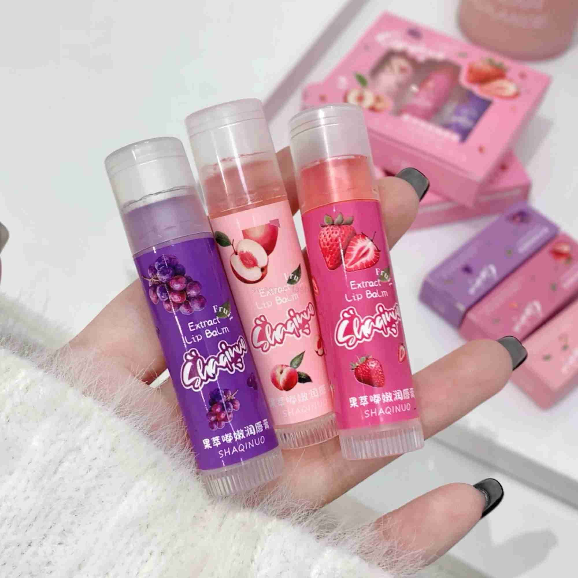1Pc Strawberry Jelly Fruit Lip Balm Clear Moisturizing Lip Tint Transparent Hydrating Balm Anti-drying Natural Lip Care CosmeticXJ240812