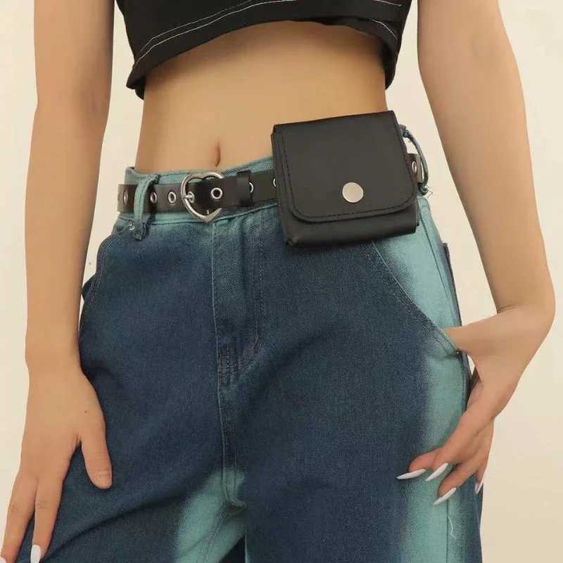 Belts Womens Belt with Alloy Heart-shaped Needle Buckle and Small Bag for Daily Wear Jeans for Trendy and Practical Womens Waist Bag Y240810BDR1
