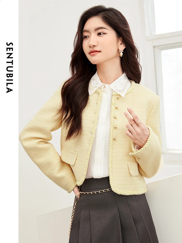 SENTUBILA Light Yellow Elegant Cropped Tweed Jacket Spring O-neck Single Breasted Short Coat Female Outerwear 141W52222 240812