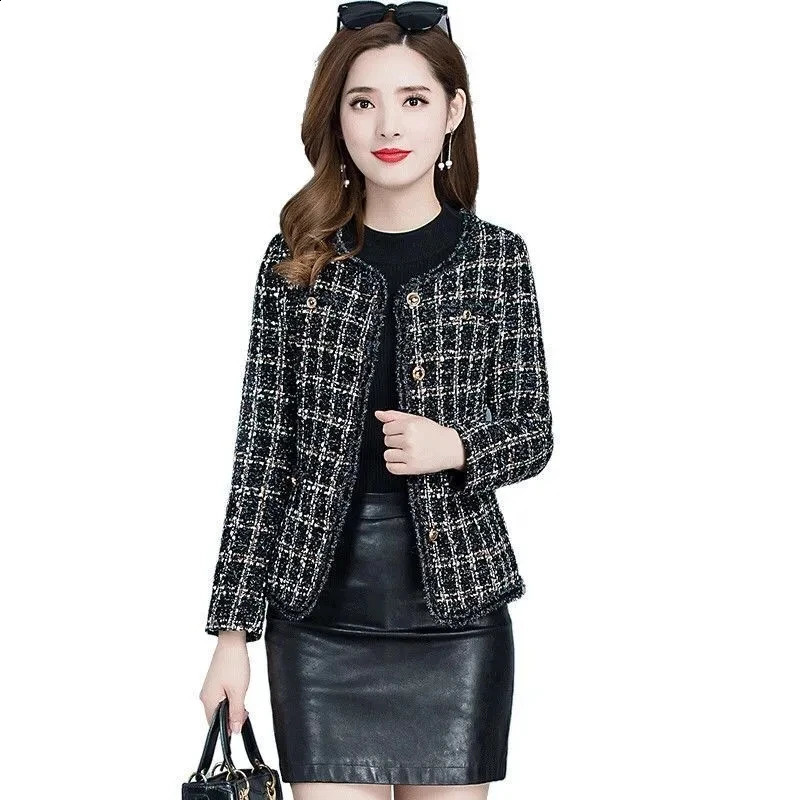 Small Fragrant Coat Women Spring Autumn Korean Slim Short Jacket Female Tweed Wool Outwear Casual All-match Plaid Blazer Tops 240812