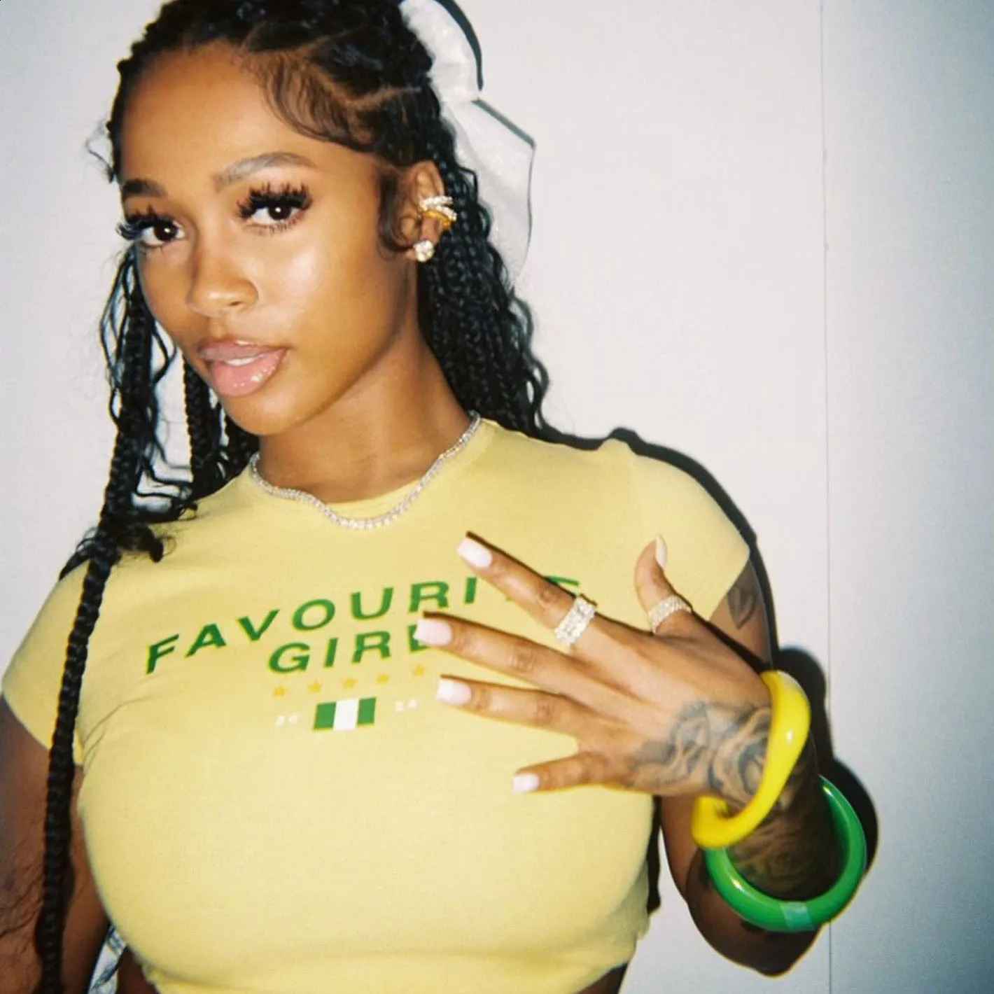 Brazilian letter embroidered Gothic cut top street clothing plaid T-shirt retro short sleeved Y2k clothing summer EMO 240812