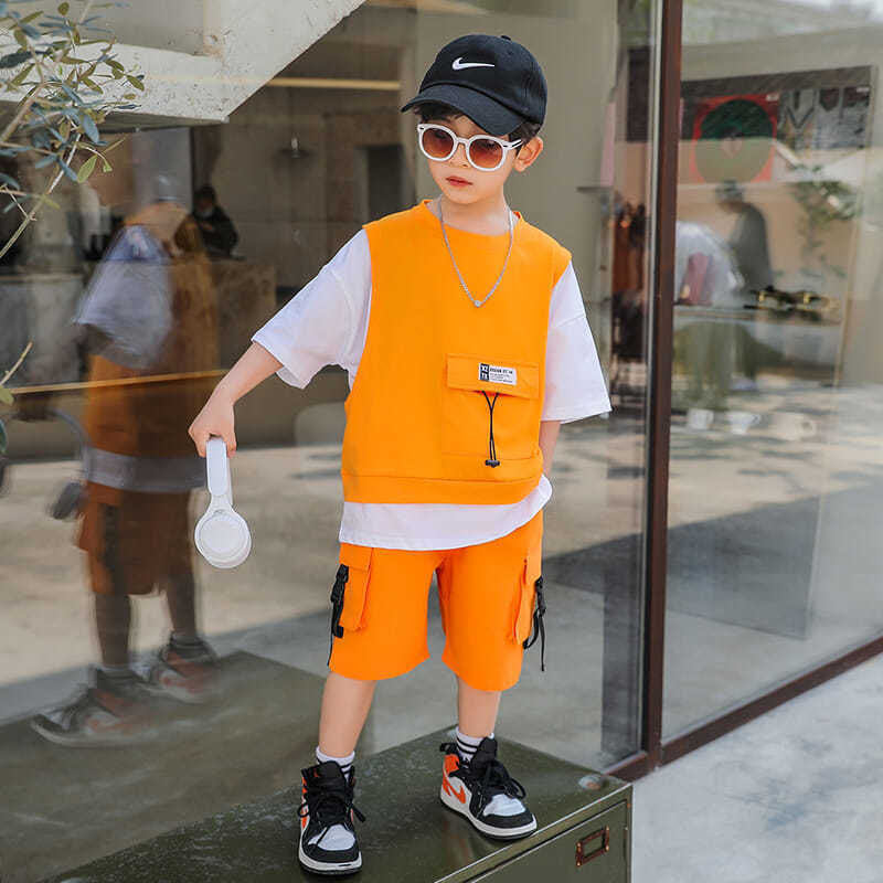 Boys summer suit 2024 summer new boys handsome fashion children's striped short sleeve children's clothes thin R240813