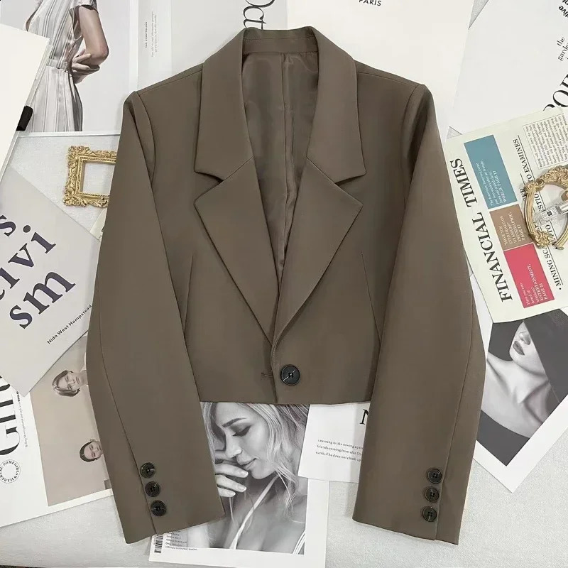 Korean Fashion Cropped Blazers Jacket Women Long Sleeve Office Ladies Streetwear Solid Color Single Button Short Suit Coat o240813