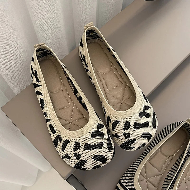 Summer Knitted Ballet Flat Shoes for Women Soft and Smooth Square Toe Flat Shoes for Women Walking Shoes Comfortable and Casual Barefoot Shoes 240813