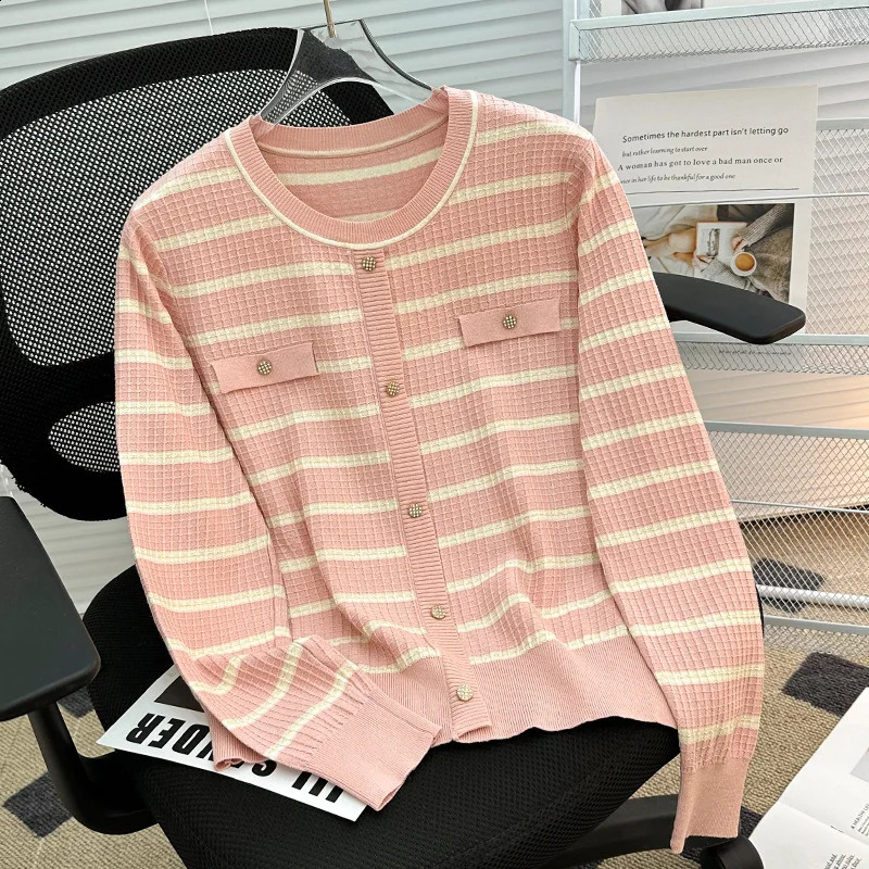 Autumn Round Neck Pullover Long-sleeved Sweater for Women Striped Color Matching Temperament Fashionable Womens Top 240812