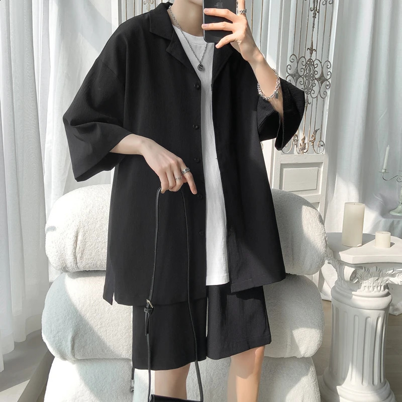 Summer fashion mens 2piece track set casual short sleeved shirtshorts Camisetas Ropa Hombre Korean style 240812