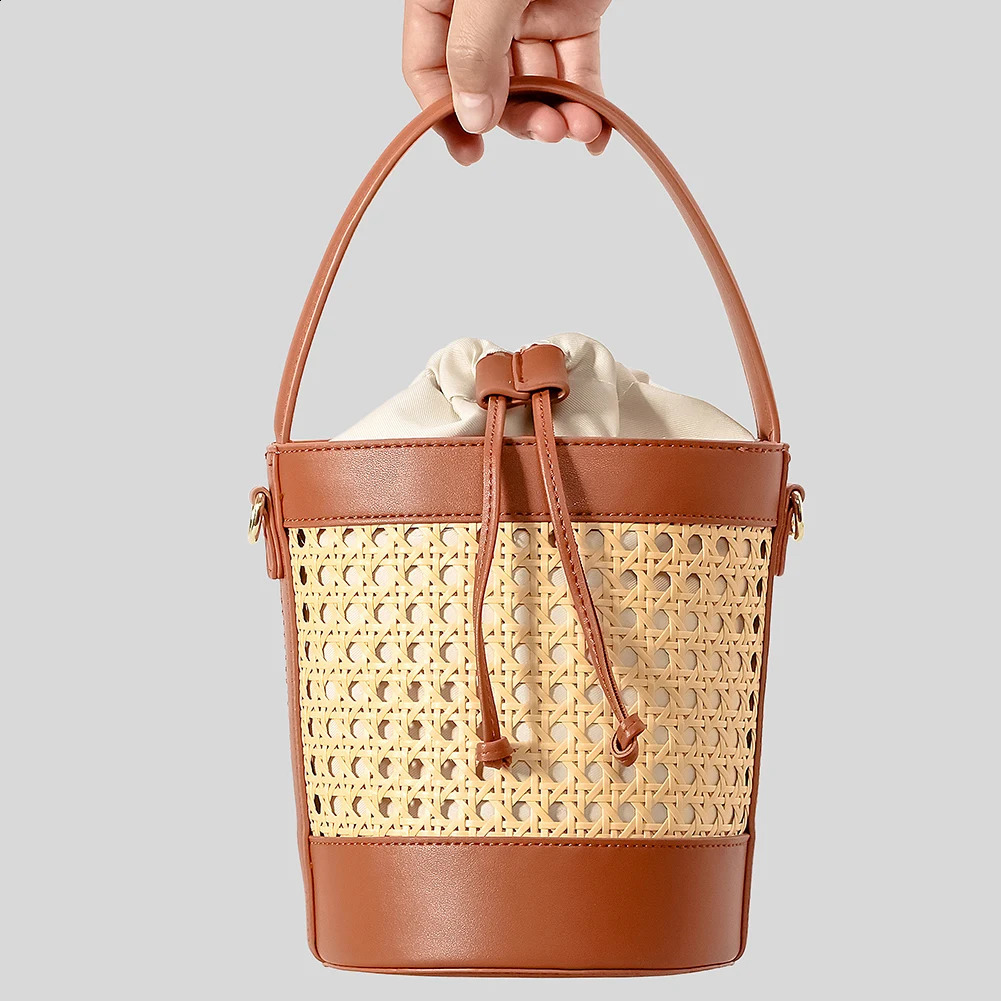 PU Leather Summer Hollow Shoulder Bag Fashion Cross Body Womens Travel Handbag 240813
