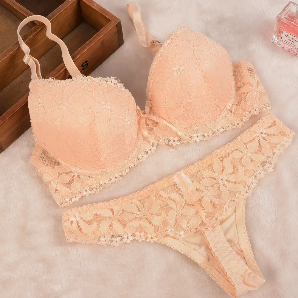 Lace Embroidery Bra Set Women Plus Size Push Up Underwear Set Bra and Panty Set 32 34 36 38 ABC Cup For Female 240812