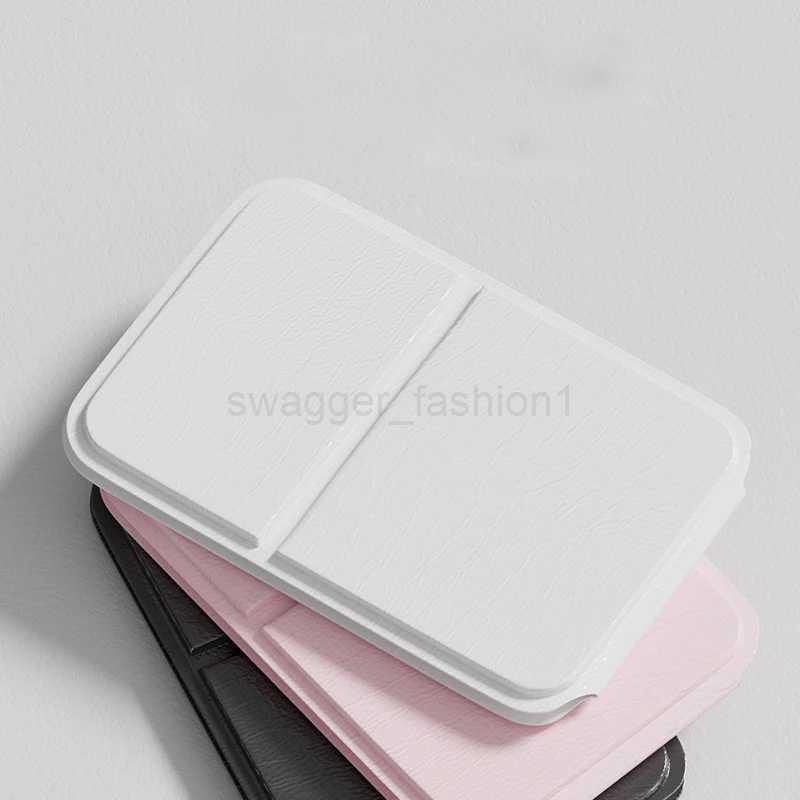 Small mirror for women to carry around simple handheld dormitory desktop standing super mini student portable folding makeupXJ240813