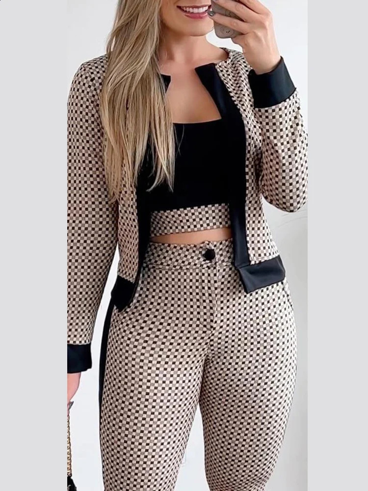Elegant Two-piece Sets Women Autumn 2PCS Outfit Set Plaid Print Contrast Paneled Coat Skinny Pants Set Long Trouser Tracksuits 240813