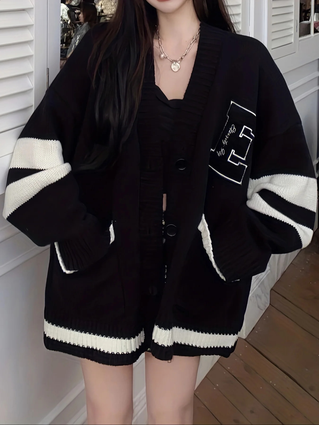 Sweet College Style Letter Embroidery V-Neck Vintage Preppy Cardigan Sweater WomenS Loose Long-Sleeved Coat 240812