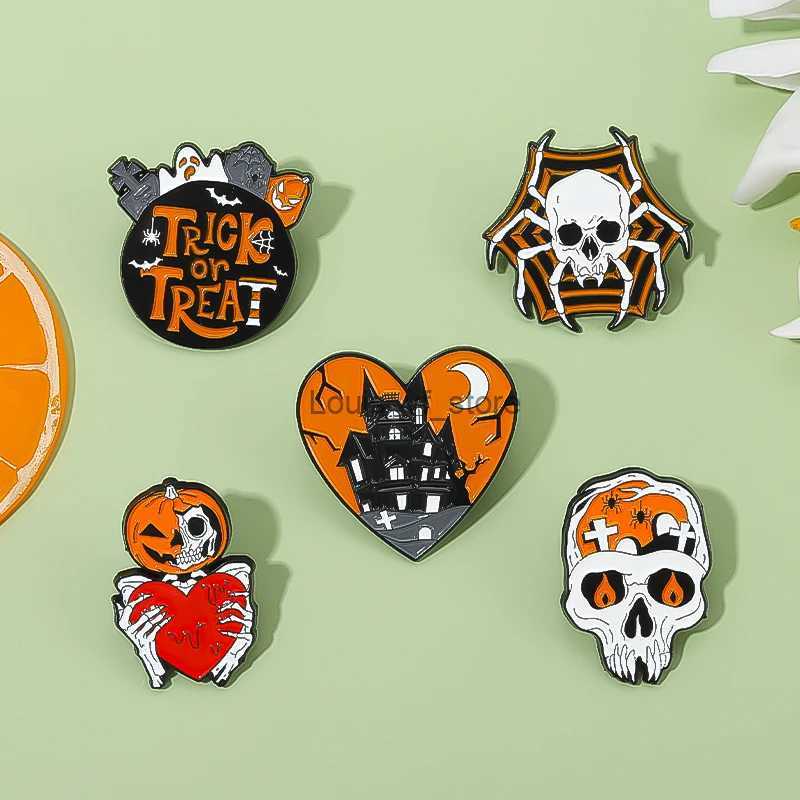 Pins Brooches Interesting Halloween Enamel Pin Punk Pumpkin Horror Spider Gothic Skull Brooch Collar Badge Jewelry Witch Dark Festival Gift H240813