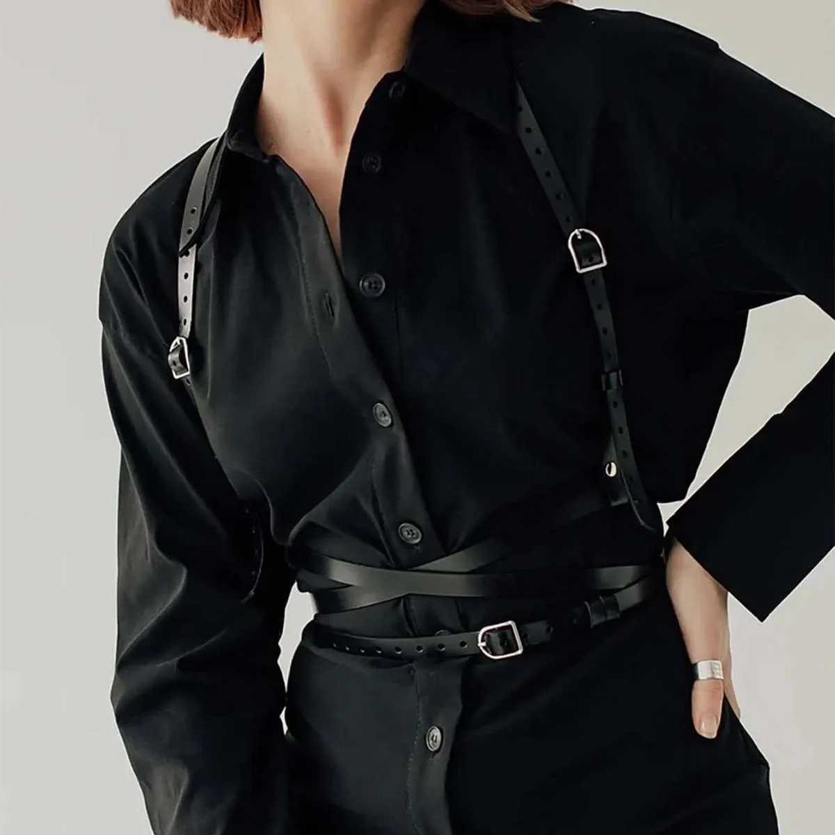 Fashion shoulder straps leather underwear body straps tight corset hangers womens Gothic fetish clothing shoulder straps womens accessories W240807