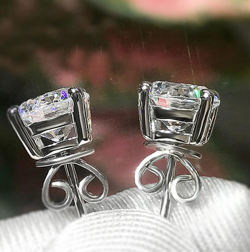 Ins Top Sell Stud Earrings Ladies Jewelry Real 100% 925 Sterling Silver Round Cut White Moissanite Diamond Gemstones Party Women Wedding Earring Gift