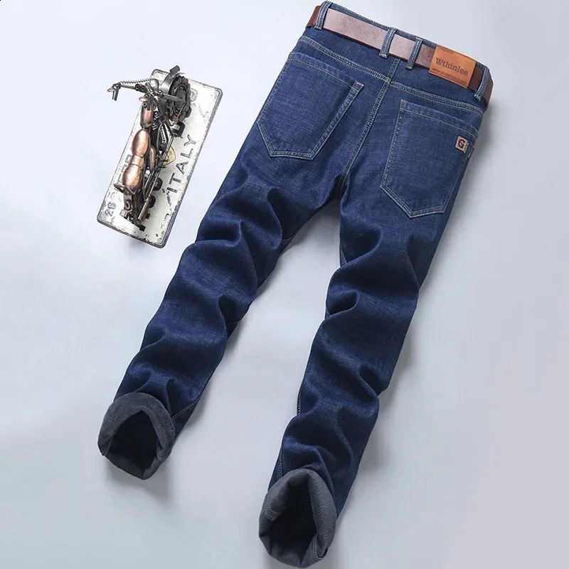 Vintage Thermal Trouser Business Mens Warm Fleece Jeans Winter Thick Velvet Pants Classic Daily Elastic Cotton Denim 240823