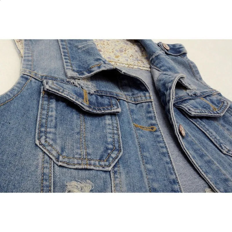 5XL Large Size Sleeveless Slim Hole Jeans Jacket Waistcoats Casual Tops Single Breasted Women Denim Jacket Vest Short Outerwear 240813