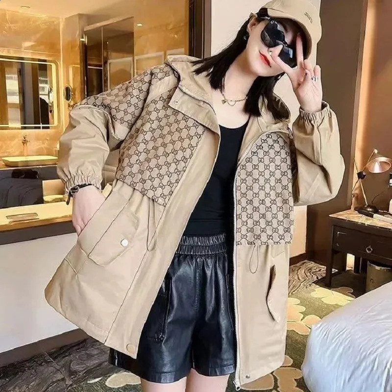 Womens Hooded Trench Coat Workwear Jacket Korean Loose Windbreaker Female Casual Outerwear Large Size Spring Autumn 240812