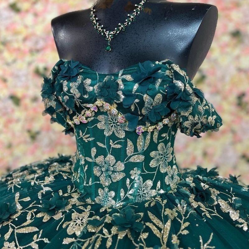 Sparkly Blackish Green Princess Off Shoulder Quinceanera Dresses Gold Lace Applique Tull Sweet 16 Ball Gown Vestidos De 15 Anos