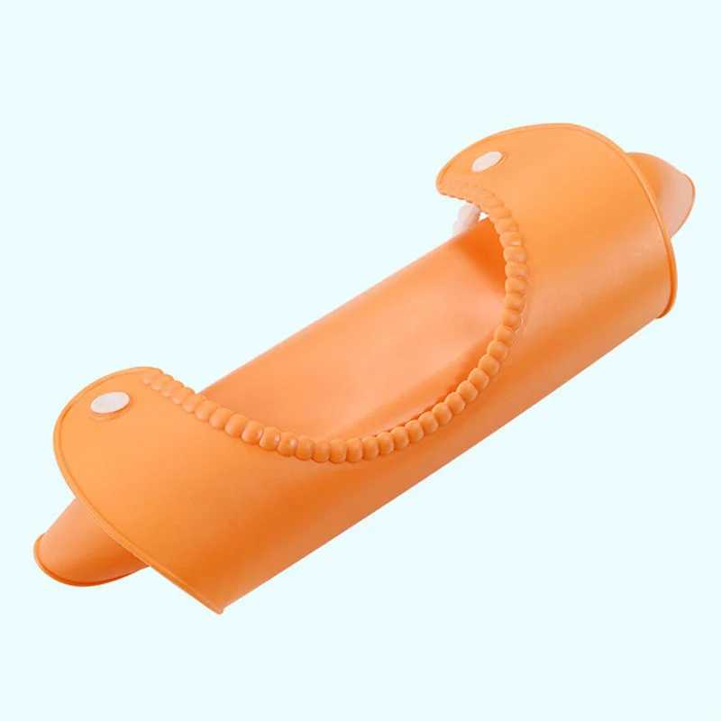 Bibs Burp Cloths Fashionable Silicon Baby Bib Waterproof Infant Bibs Newborn Feeding Cloth Toddle Boys Girls Adjustable Different Styles of BibsL4812